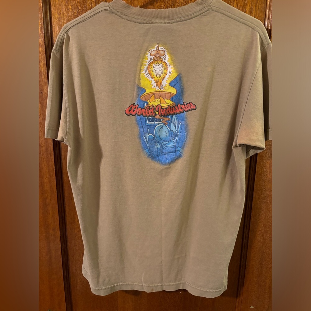 Vintage World Industries Skateboard shirt y2k